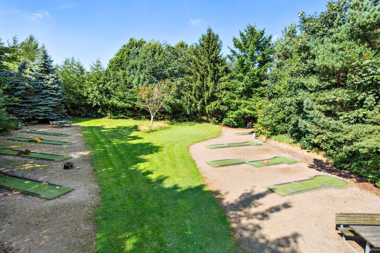 Omme A Camping & Cottages Exterior foto