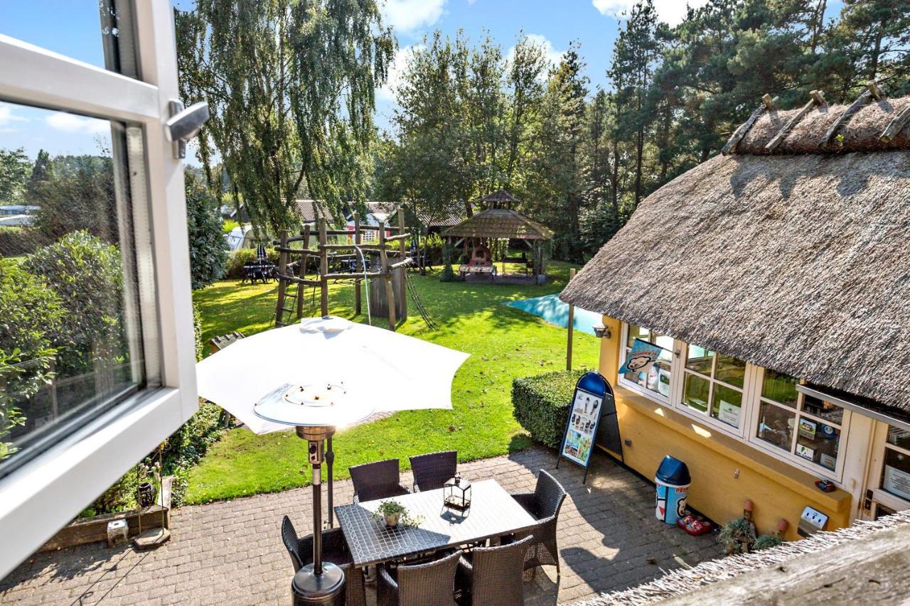 Omme A Camping & Cottages Exterior foto